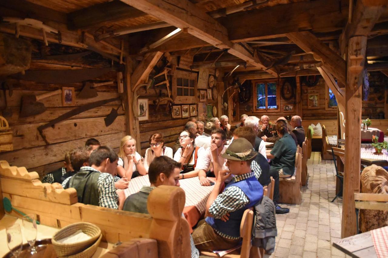 Gasthof Zacherlbraeu Fusch an der Glocknerstraße Dış mekan fotoğraf
