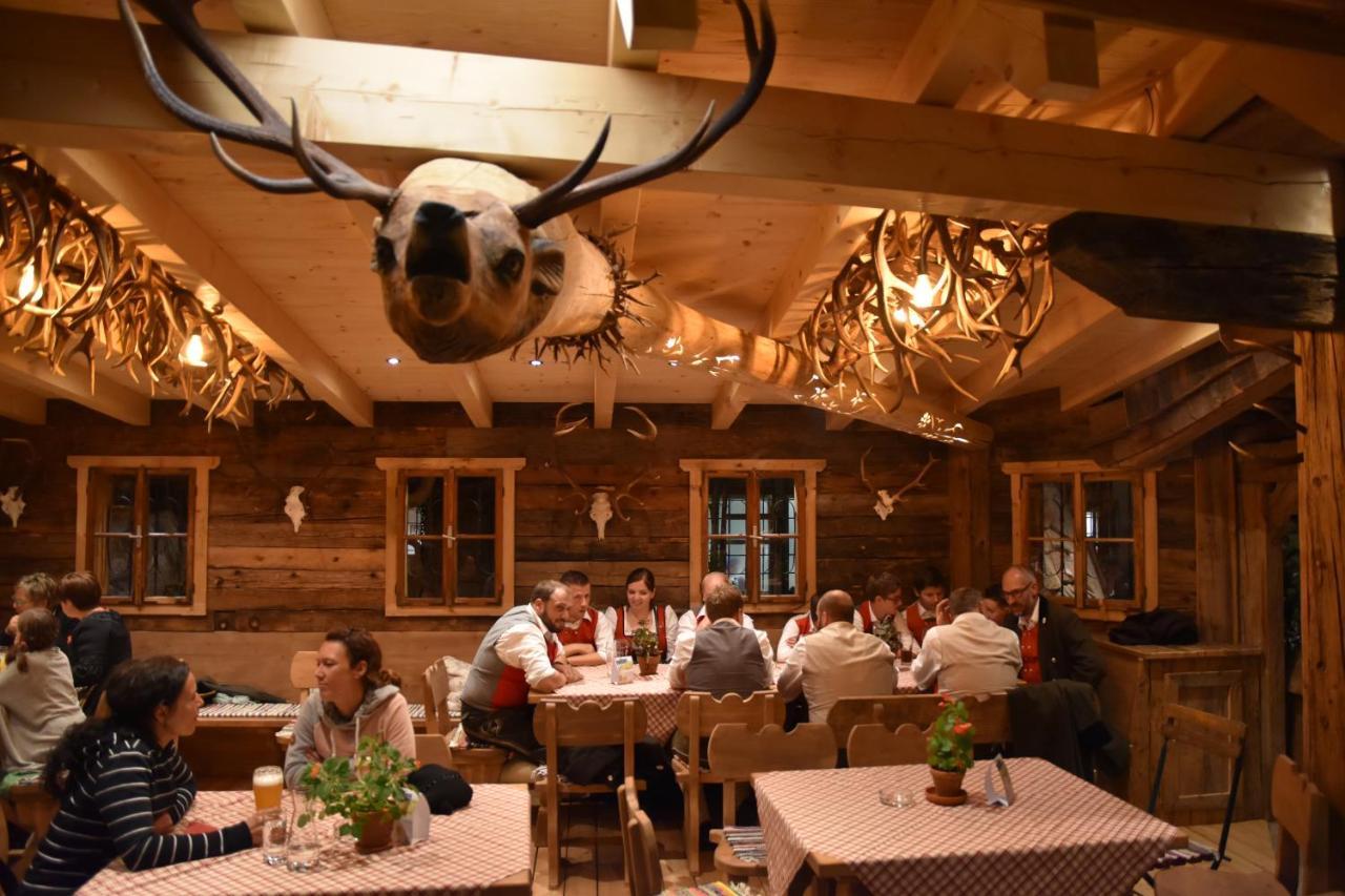 Gasthof Zacherlbraeu Fusch an der Glocknerstraße Dış mekan fotoğraf